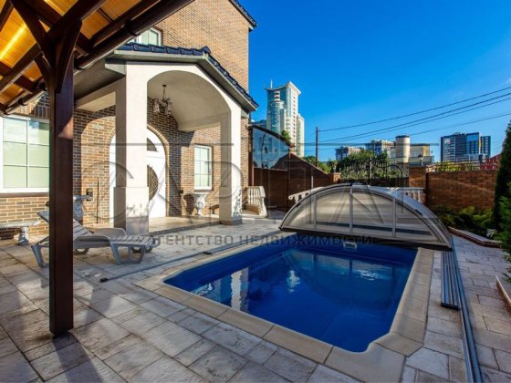 Оренда / Будинок Київ, Печерськ, 3 поверхи 350кв.м вул.Ольшанська, 33 Киев