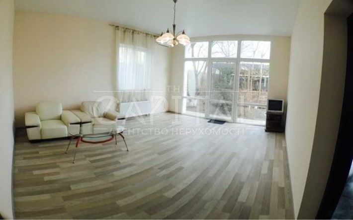 Оренду / будинок / Київ / Оболонь / Генератор - фото 1