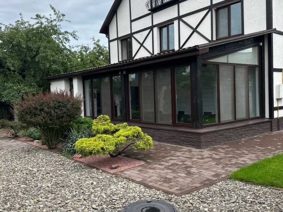 Дачний вайб з міським комфортом Оренда будинку Оболонські сади Київ Киев