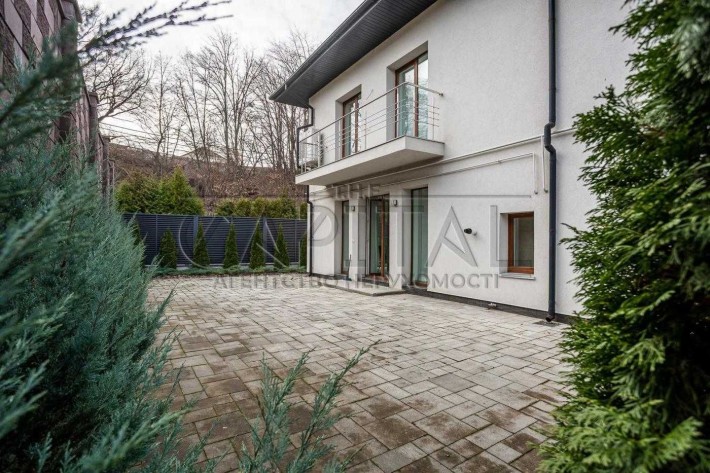 Оренда трирівневого таунхауса 185м2 в кооперативі Чорнобилець Оболонь - фото 1