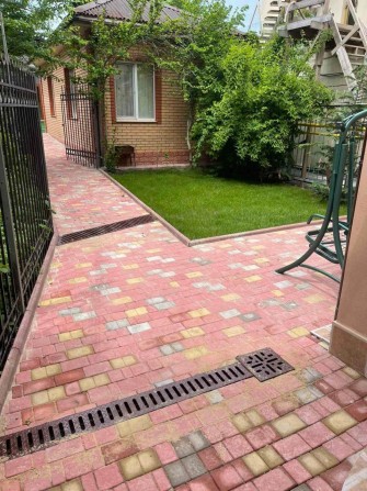 Сдам Дом на 11 станции Фонтана  Площадью 300м  метров, 1я Линия Моря, - фото 1