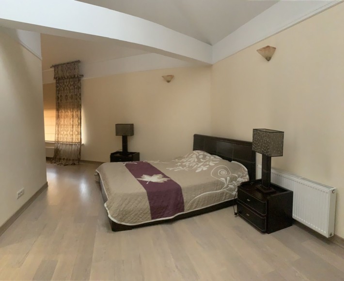 Оренда Будинку Совіньон, гараж, бассейн ділянка 15 сот  поруч море - фото 1