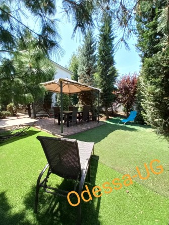 Сдам Хороший Дом 5-комнат  в Совиньоне на Участке 10 соток,ПОДВАЛ - фото 1