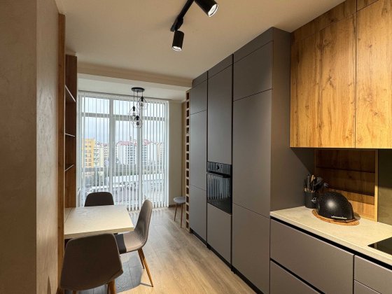 Оренда 1-кім+кухня-студія в клубному будинку Geneva/Женева в. Шевченка Львов