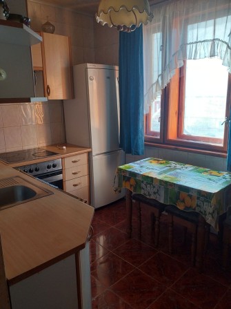 Сдам 2 комнатную квартиру на  Алексеевке - фото 1