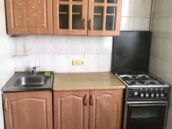 Сдам 2-х к.кв 7/9 Воскресенская 31 р-н Цирка Харків