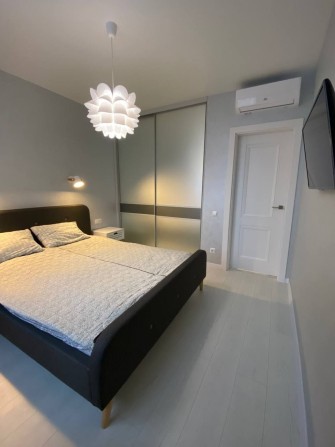 Сдам стильную квартиру на Марсельской Дн.дор,новострой,генератор - фото 1