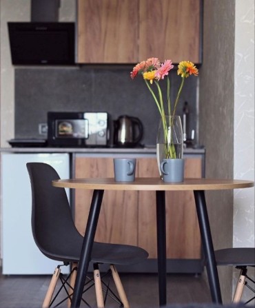 Аренда 1к кв студия Аркадия,7ст. Фонтана, ЖК Милос, балкон, с летом - фото 1