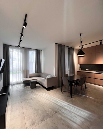 Оренда 2-кім+кухня-студія в ЖК Форум Апартментс вул. Під Дубом - фото 1