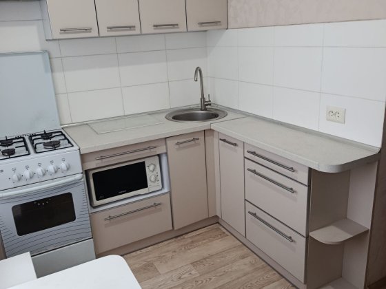 Сдам 1-к.кв.с ремонтом.Индустриальный район.возле церкви ХТЗ Харьков