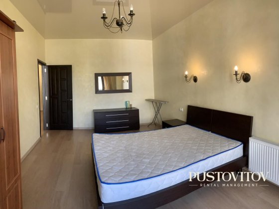 Аренда 2к квартиры Военный спуск/Приморская