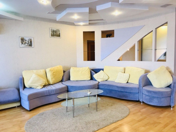 Аренда  длительно 3 комнатная 5 фонтана 4 этаж газ - фото 1