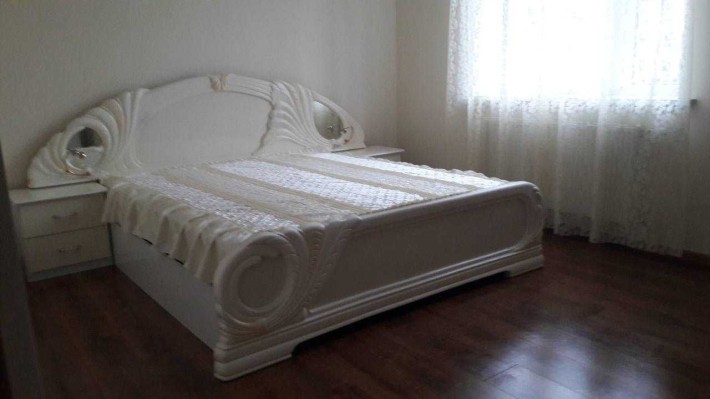 Оренда 2-кім. квартири в центрі на вул. Личаківська - фото 1