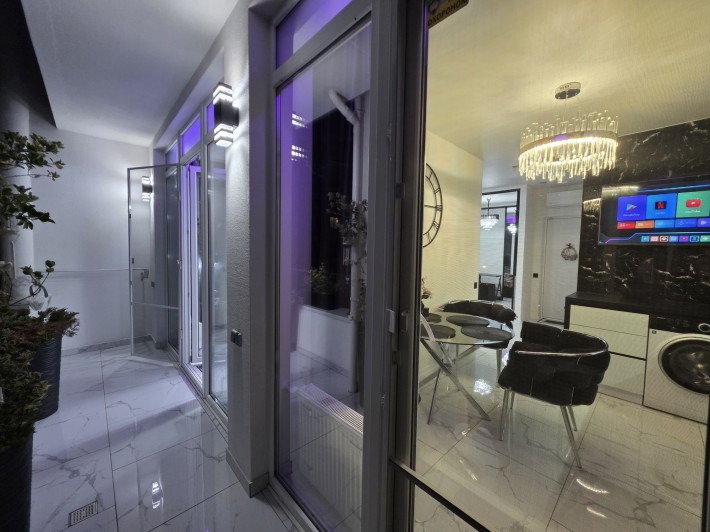 Аренда  квартиры с террасой ЖК Via Roma - фото 1