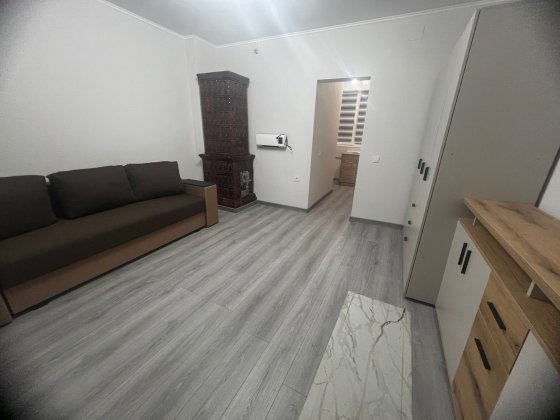 Оренда 2 кімнатної квартири вул. Повітряна Львів