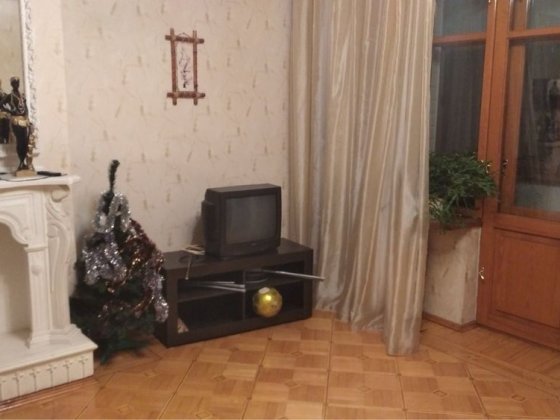 Сдам СВОЮ  2к. квартиру возле метро Защитников Украины Харьков