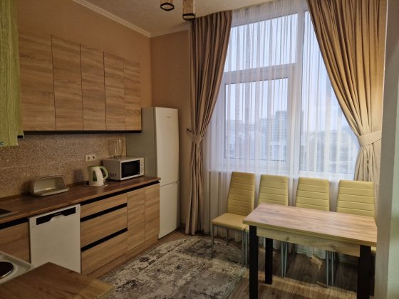 Квартира в новому ЖК, є генератор, ліфти завжди працюють, вид на море Одеса