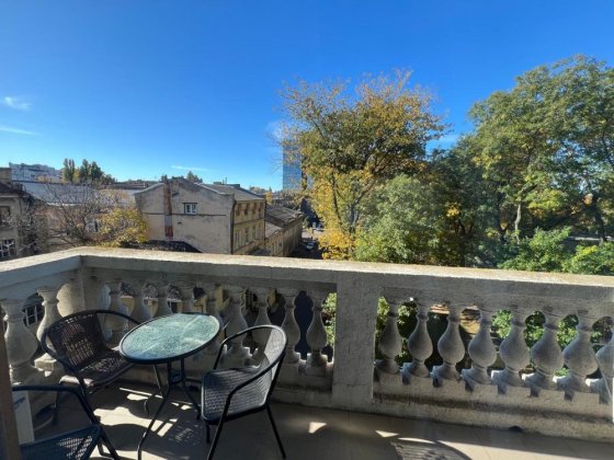 Оренда 2к квартири в самому центрі Одесса