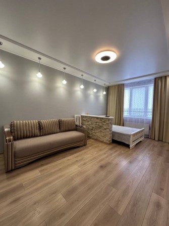 Сдам стильная однокомнатная ЖК Апельсин Среднефонтанская Свободна - фото 1