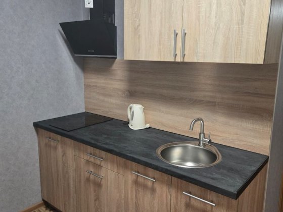 Сдам 1 ком кв-ра м.Холодная Гора,7 мин.Пешком ,пер.Титаренковский,1 эт Харків