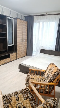 Срочно! 1но комнатная Семена Палия  72 за 5500 - фото 1