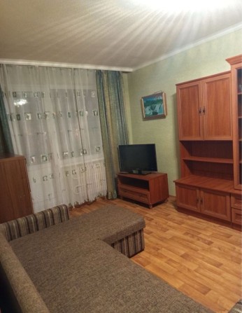 Сдам 2 кв метро Студенческая - фото 1