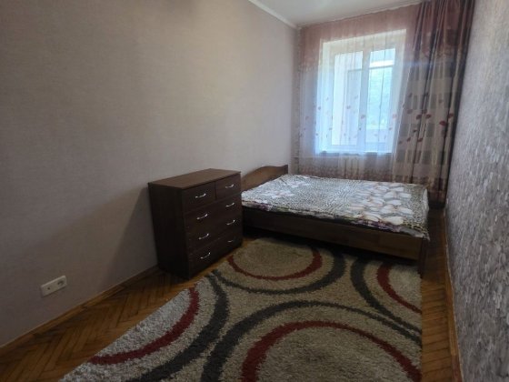 Сдам 2х комн квартиру м.ХТЗ Харьков