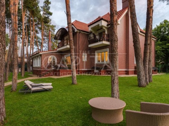 Оренда будинку 650м2, Французьке містечко, м. Козин Козин