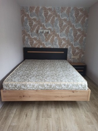 Сдам 2х комн квартиру м.Бот сад - фото 1