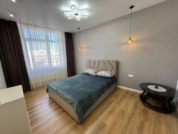 Сдам квартиру 32 Жемчужина Аркадия Каманина двухкомнатная 62 метра - фото 1