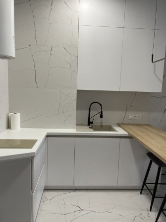 Аренда компактной квартиры в ЖК Милос - фото 1