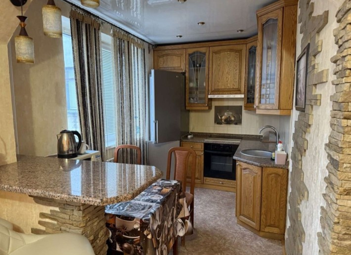 Сдам 3-х комн.кв Роганьский ж/м,ул.Грицевца. - фото 1