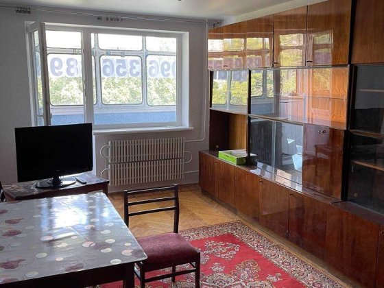 Сдам недорогую двушку на Салтовке Харьков