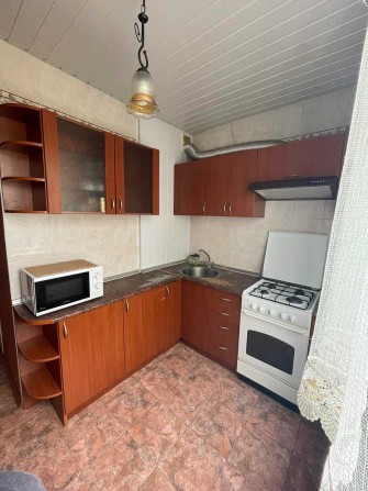 Оренда 2-кімнатної квартири 46 м², Валентинівська вул., 46 - фото 1