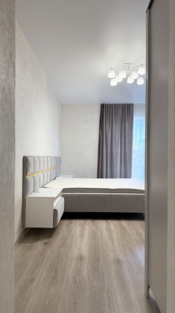 Світла та простора квартира з власною терасою - фото 1