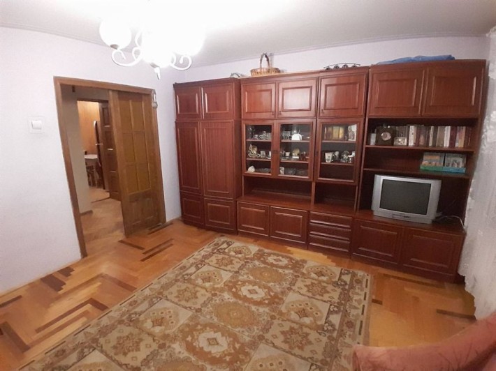 Трикімнатна квартира біля Велеса. - фото 1