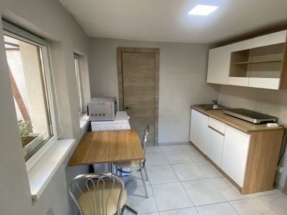 Оренда 1 кімнатної квартири, для однієї дівчини або одного хлопця Угорники