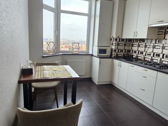 Оренда однокімнатні квартири Петропавловская Борщаговка