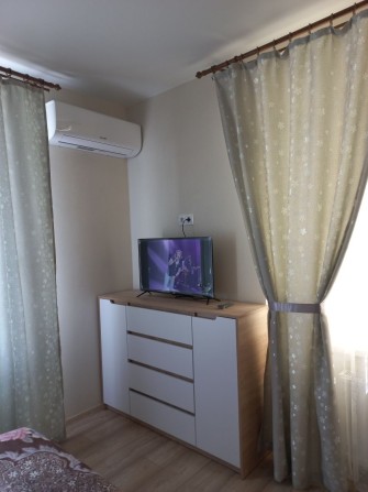 Аренда 1 к квартири Ж/К " Родной ".  с. Гатне, до метро Теремкі 10х - фото 1