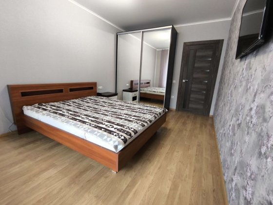 Срочно!!! Двухкомнатная квартира в ЖК Агам Крюківщина