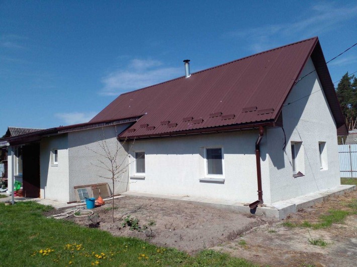 Сдается дом по Житомирской трассе, поселок Буча, 18км от Киева. - фото 1