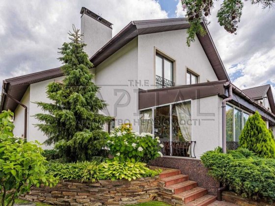 Здається в оренду шикарний автономний затишний будинок в Іванковичах Иванковичи