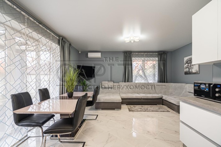 Оренда стильного будинку/ Погреби/ Троєщина/ генератор/ перша здача - фото 1