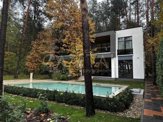 Оренда будинку з басейном інвертором та генератором хутір Тарасівка Старі Безрадичі