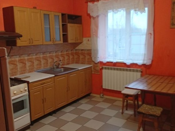 Здається будинок в Хотові. Хотів