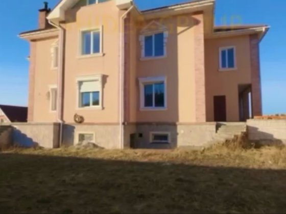 Оренда будинку під пансіонат реаб.центр дит.садок школу Хотів