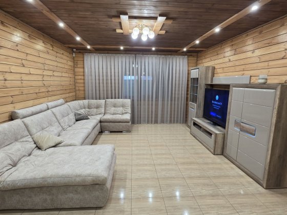 Терміново! Автономний теплий будинок 225м2. Генератор. Зарядка для е/м Хотянівка