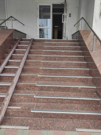 Довгострокова оренда 3 кімнатної квартири від хазяїна м. Святошин. - фото 1