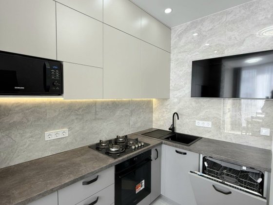 Нова, Сучасна  1 кім квартира ЖК Софія Резиденс з гардеробною.