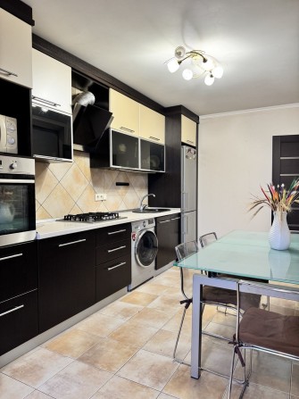 Простора 2 кімнатна квартира. ЖК Софія Сіті - фото 1